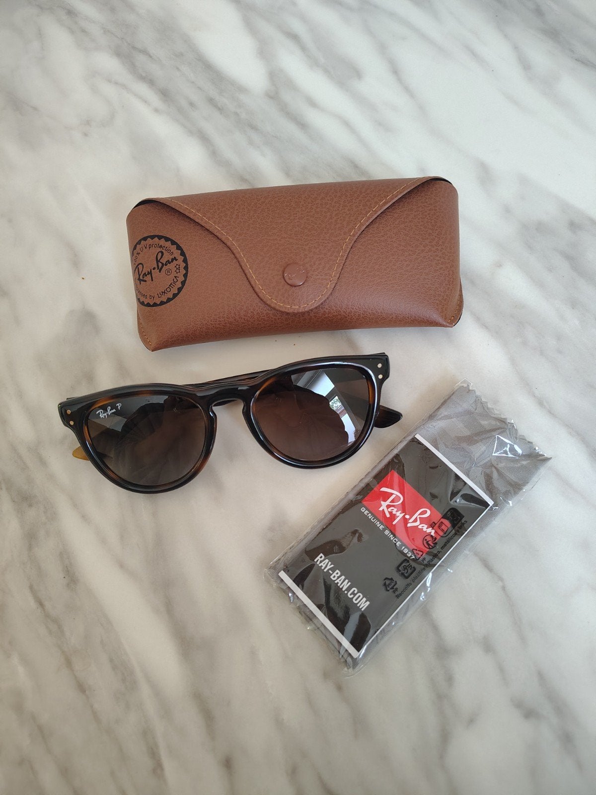Lunettes de soleil Ray Ban polarisées neuve, Neuf, Enlèvement ou Envoi, Brun, Ray-Ban