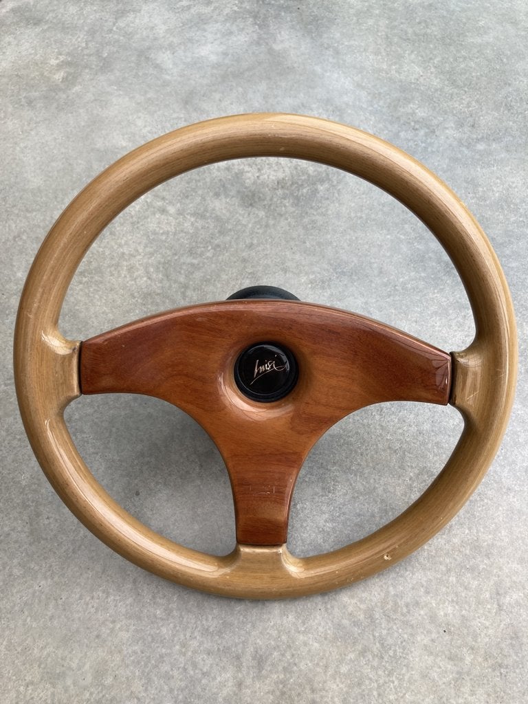 Ancien volant Luisi en bois moyeu VW voiture ancêtre sport, Autos : Pièces & Accessoires, Commande, Volkswagen, Enlèvement