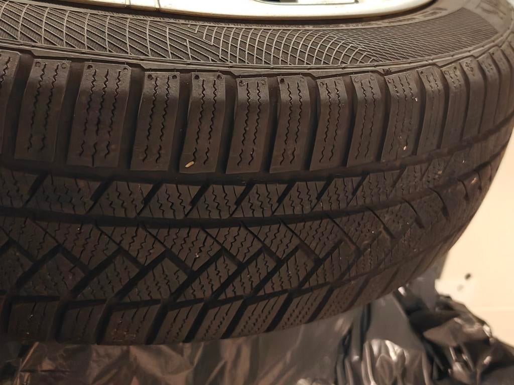 Pneus et Jantes Continental Wintercontact 195/55 20R H XL, Enlèvement