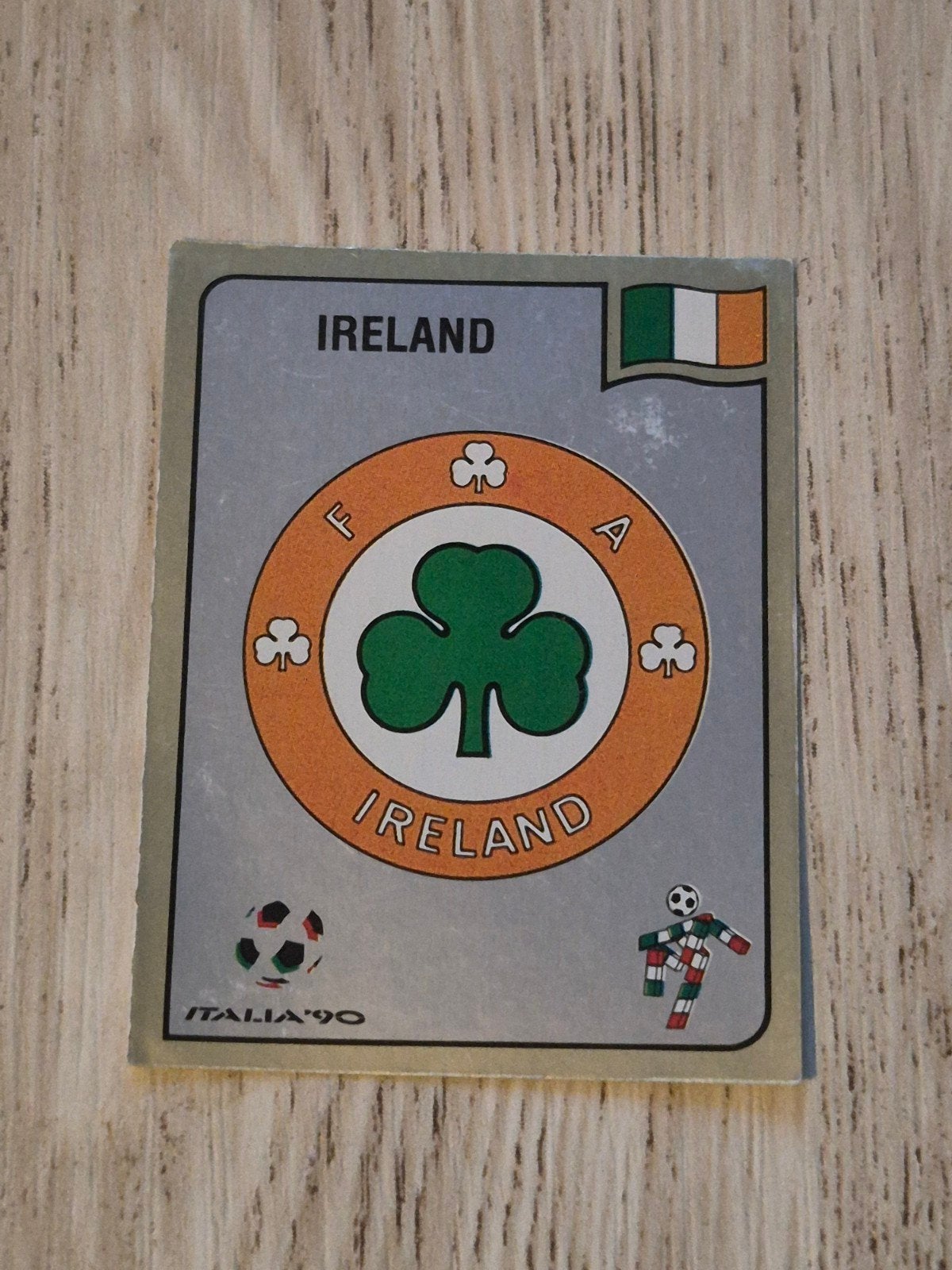panini WK italia 90 badge emblème écusson Irlande  n.420, Collections, Enlèvement ou Envoi