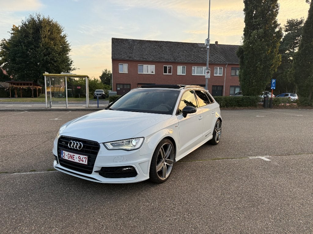 Audi A3 2.0 TDI 184 pk Quattro | 3x S-line | Panorama, Auto's, Automaat, Dealer onderhouden, Wit, Panoramadak