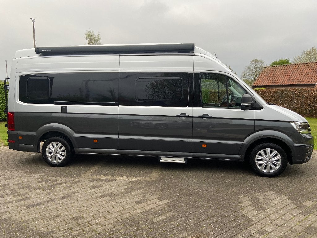 Vw Grand California 680, Caravans en Kamperen, Mobilhomes, Automaat, Buscamper of Camperbus, Volkswagen, Tot en met 2