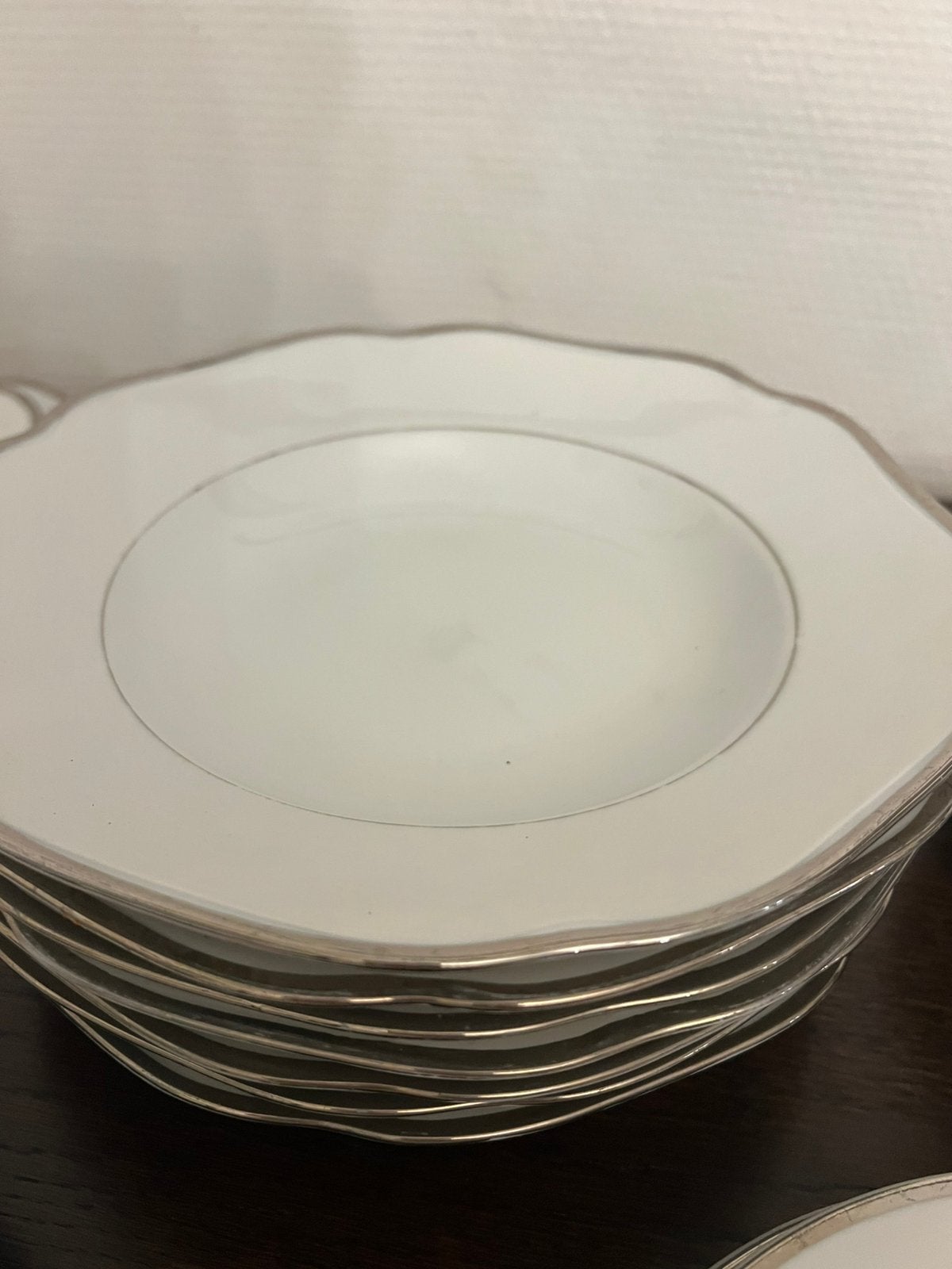 Volledige set met borden, schalen en glazen, Ophalen