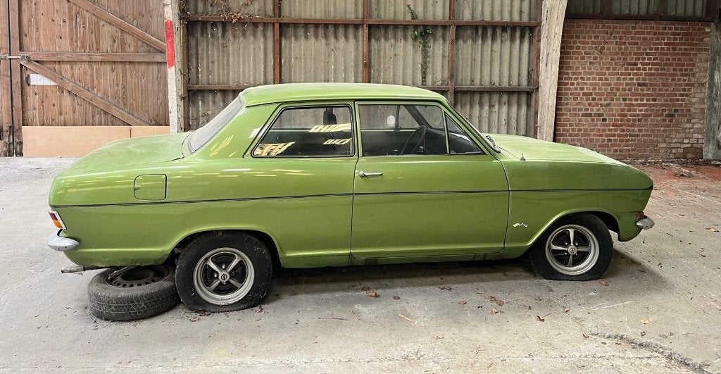 Opel Kadett B "Holiday" 1.2, lime green (1973) — barn find, Auto's, Voorwielaandrijving, Particulier, Overige carrosserie, 2 deurs