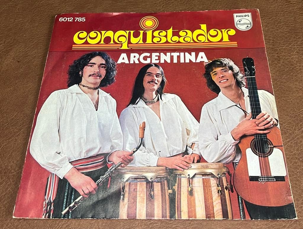 Conquistador - Argentina - 7” vinyl single - NL, Cd's en Dvd's, Vinyl | Latin en Salsa, Ophalen of Verzenden, Gebruikt