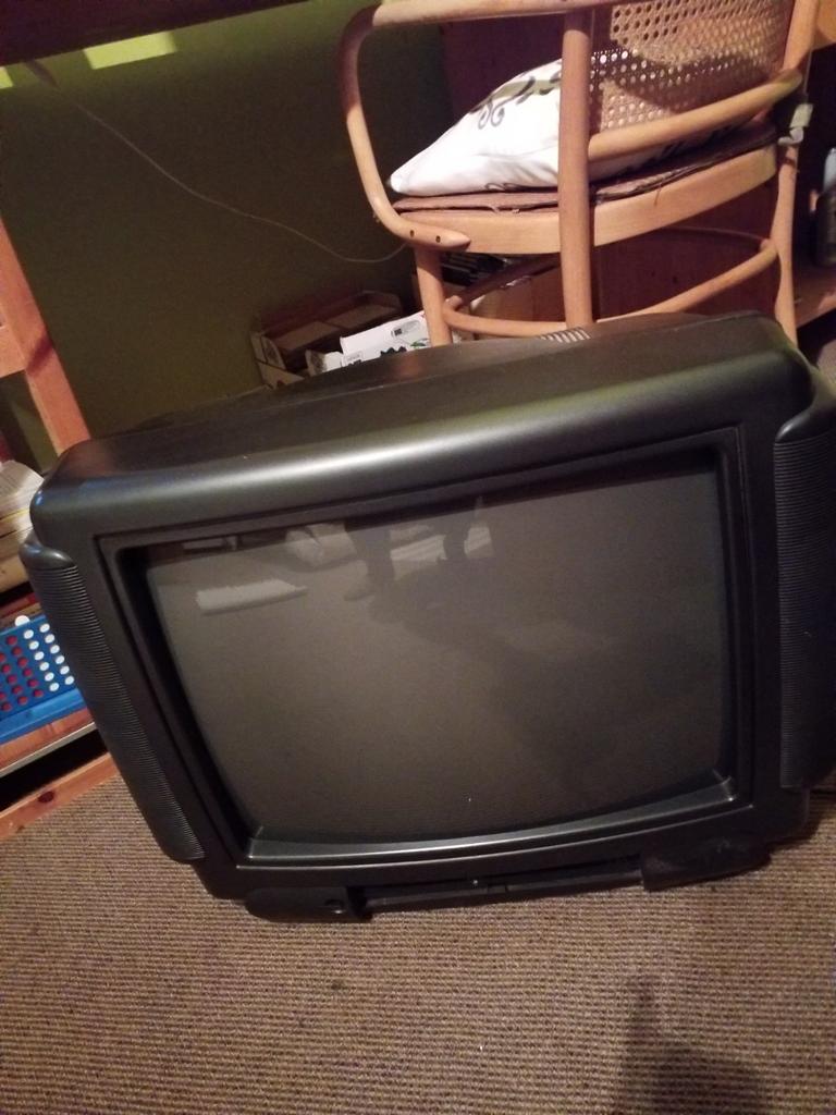 TV NEUFUNK, TV, Hi-fi & Vidéo, Télévisions vintages, Enlèvement, Utilisé, 40 à 60 cm