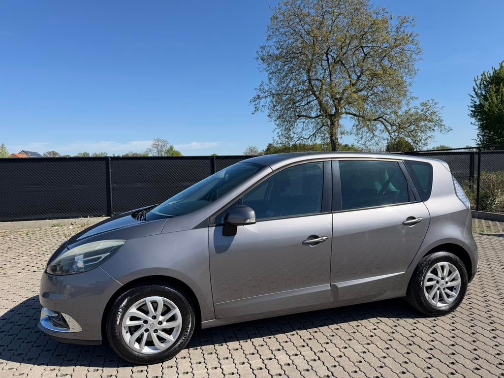 Renault senic 1.5 dci jaar 2012 nieuwe staat proper, Euro 5, Bedrijf, 5 deurs, Zilver of Grijs