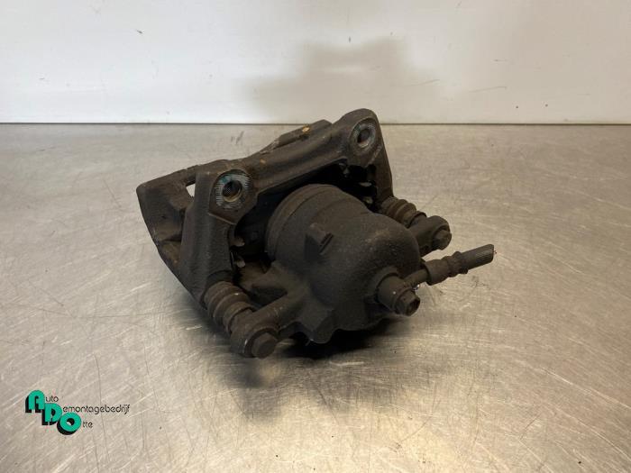 Remklauw (Tang) links-voor van een Nissan Note (Note 13-), Auto-onderdelen, Gebruikt, -, -, Ophalen of Verzenden