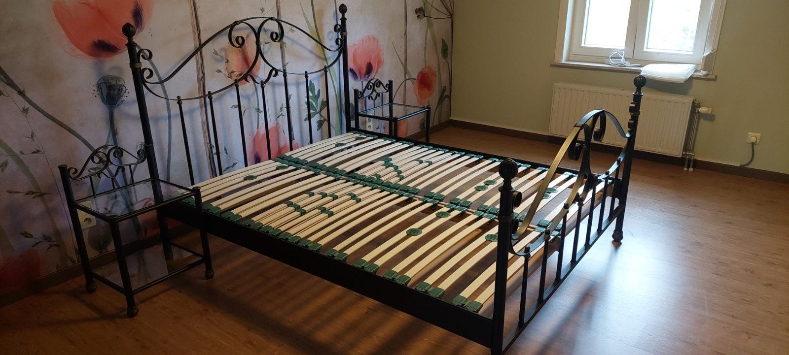 Smeedijzeren bed met 2 nachtkastjes, Enlèvement, 180 cm, Deux personnes, Noir