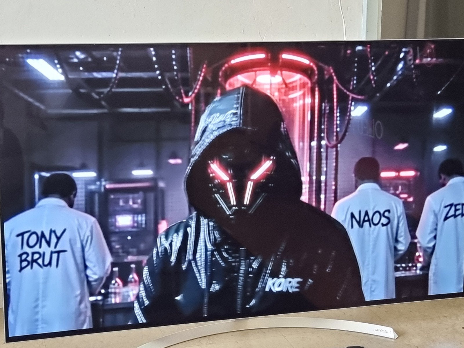 Tele oled, OLED