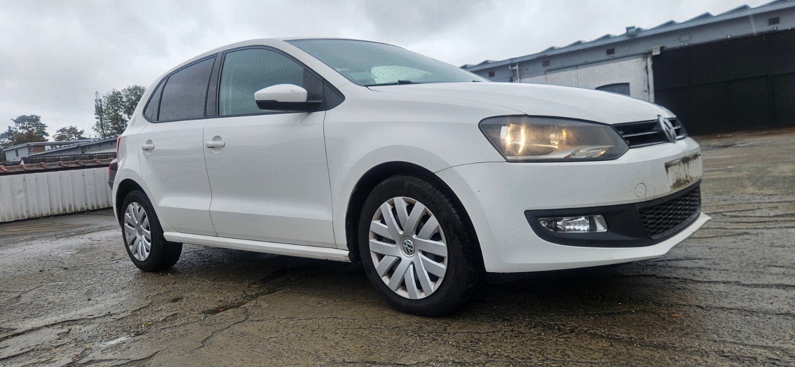 VOLKSWAGEN POLO 1.6 TDI AUTOMATIQUE, Autos, Euro 5, Achat, Noir, 5 portes