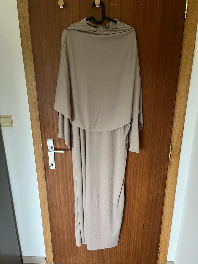 Jilbeb instantané en une seule pièce, Taille 38/40 (M), Enlèvement ou Envoi, Beige, Comme neuf