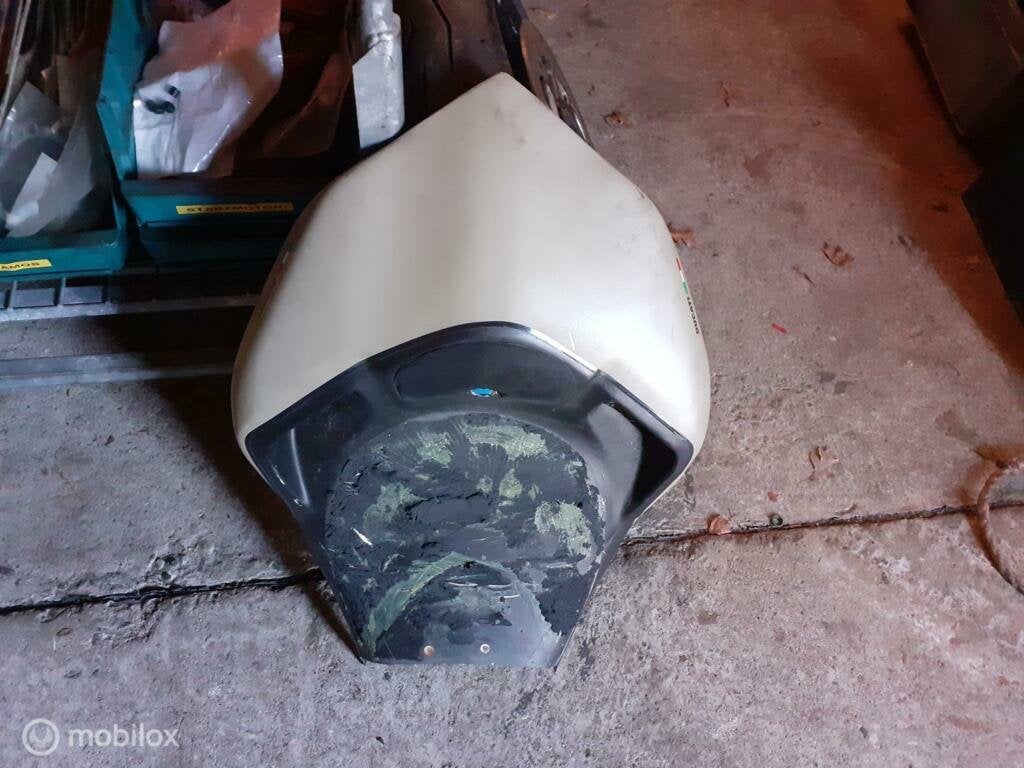 Achterkapje kontpaneel buddyseat zadel achterzit racer, Enlèvement ou Envoi, Utilisé