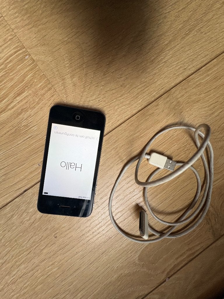 Apple iPhone 4 inclusief originele oplader, Ophalen of Verzenden, Gebruikt, Apple, Apple