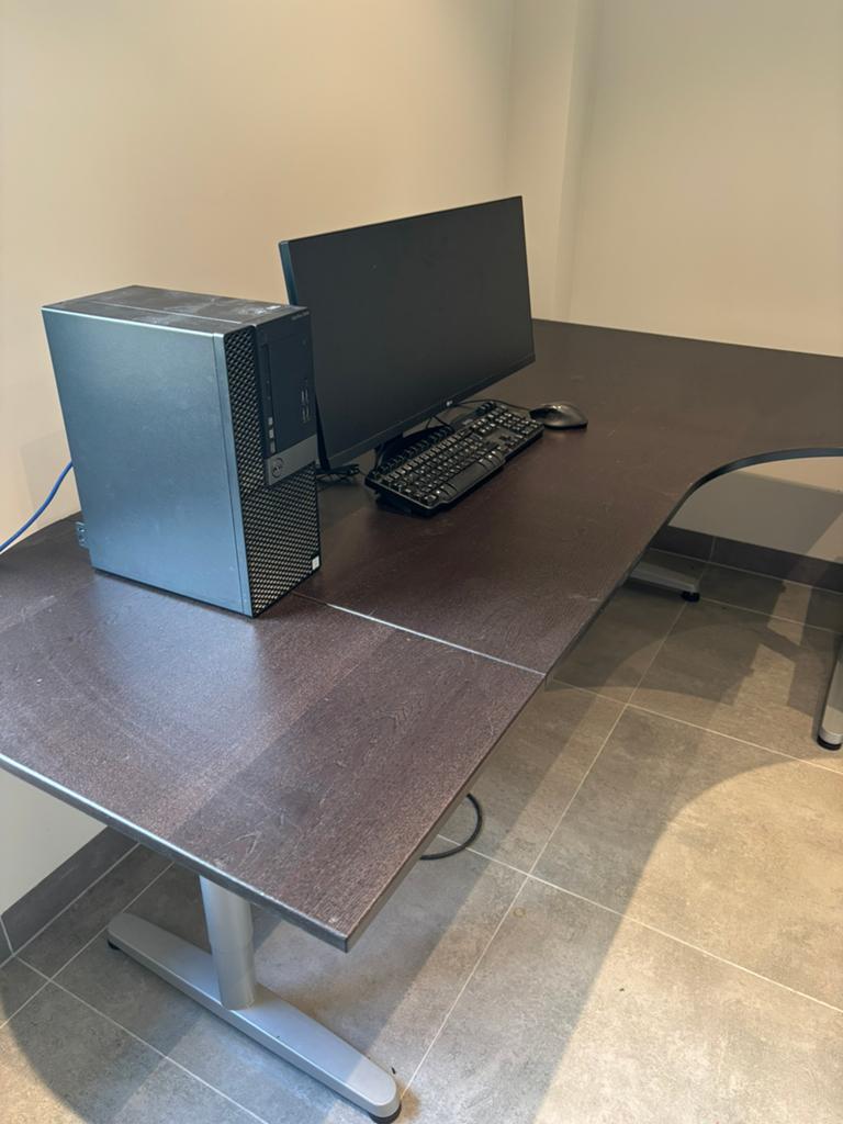 Hoekbureau en kast, Huis en Inrichting, Bureaus, Ophalen, Zo goed als nieuw, Geel