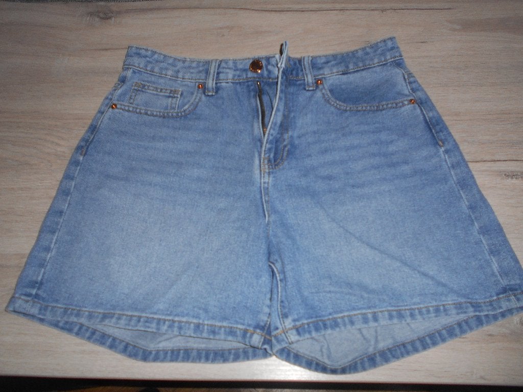 jeans short maat m merk only, Only, Ophalen of Verzenden, Zo goed als nieuw, Maat 38/40 (M)