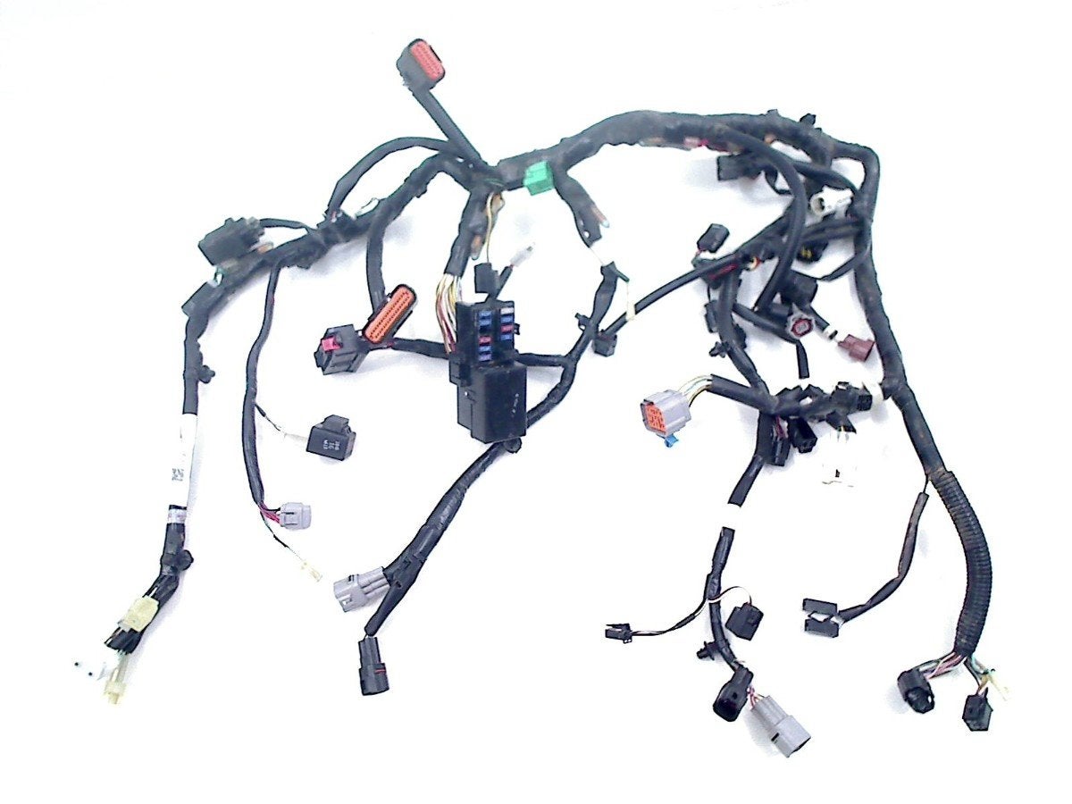 FAISCEAU DE CÂBLAGE DIVERS Suzuki, Dhr. S. di Majo, Utilisé, Info@cama-motorparts.nl, P.J. Troelstraweg 8 8
3144 CX  MAASSLUIS, NL