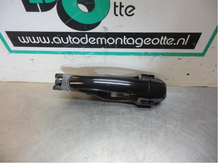 Poignée portière 2portes droite d'un Seat Ibiza (Ibiza 02-, -, Utilisé, -, Seat