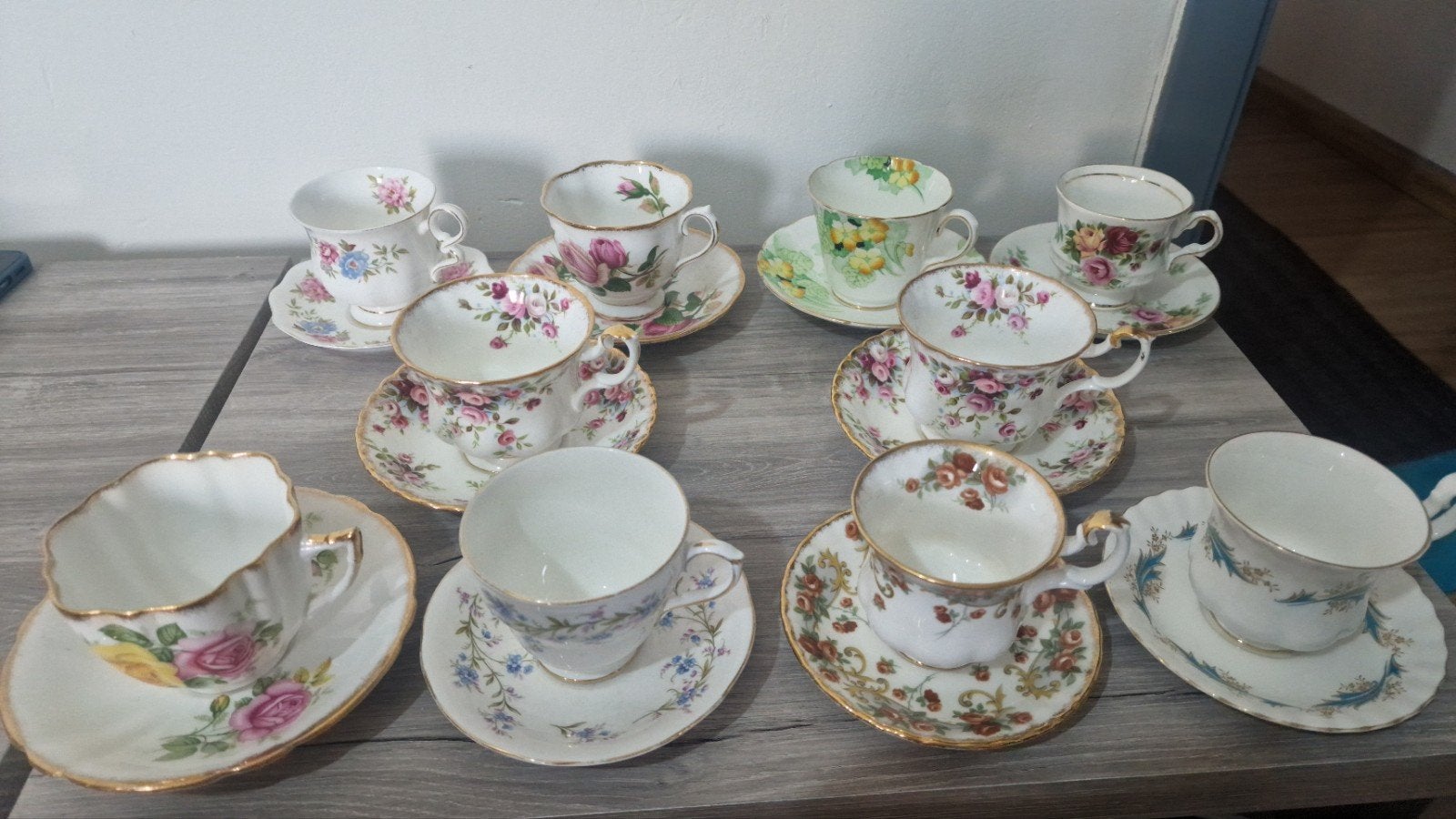 10 stuks Engelse porselein kopjes bone China, Antiek en Kunst, Ophalen
