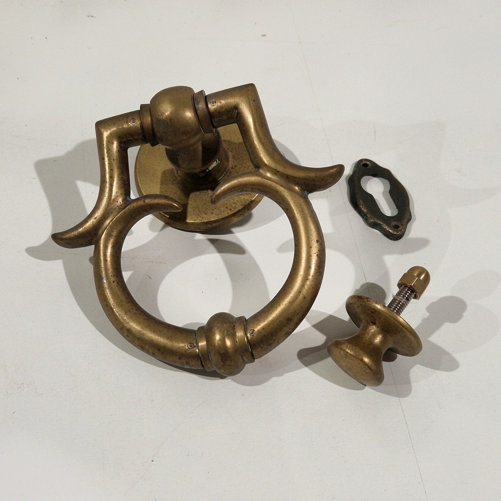 Deurklopper klassiek brons of koper  antiek voor de voordeur, Ophalen of Verzenden, Brons