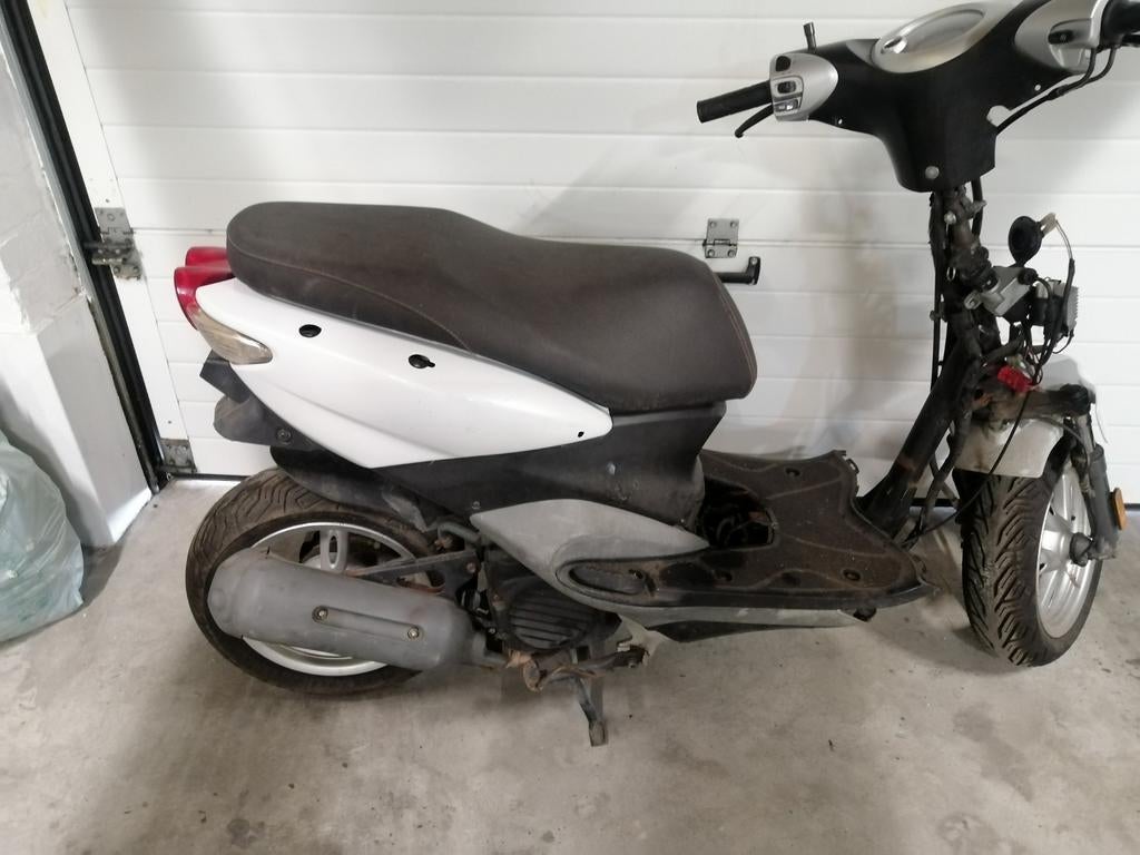 MBK Ovetto 50cc 4t pour pièces, Enlèvement