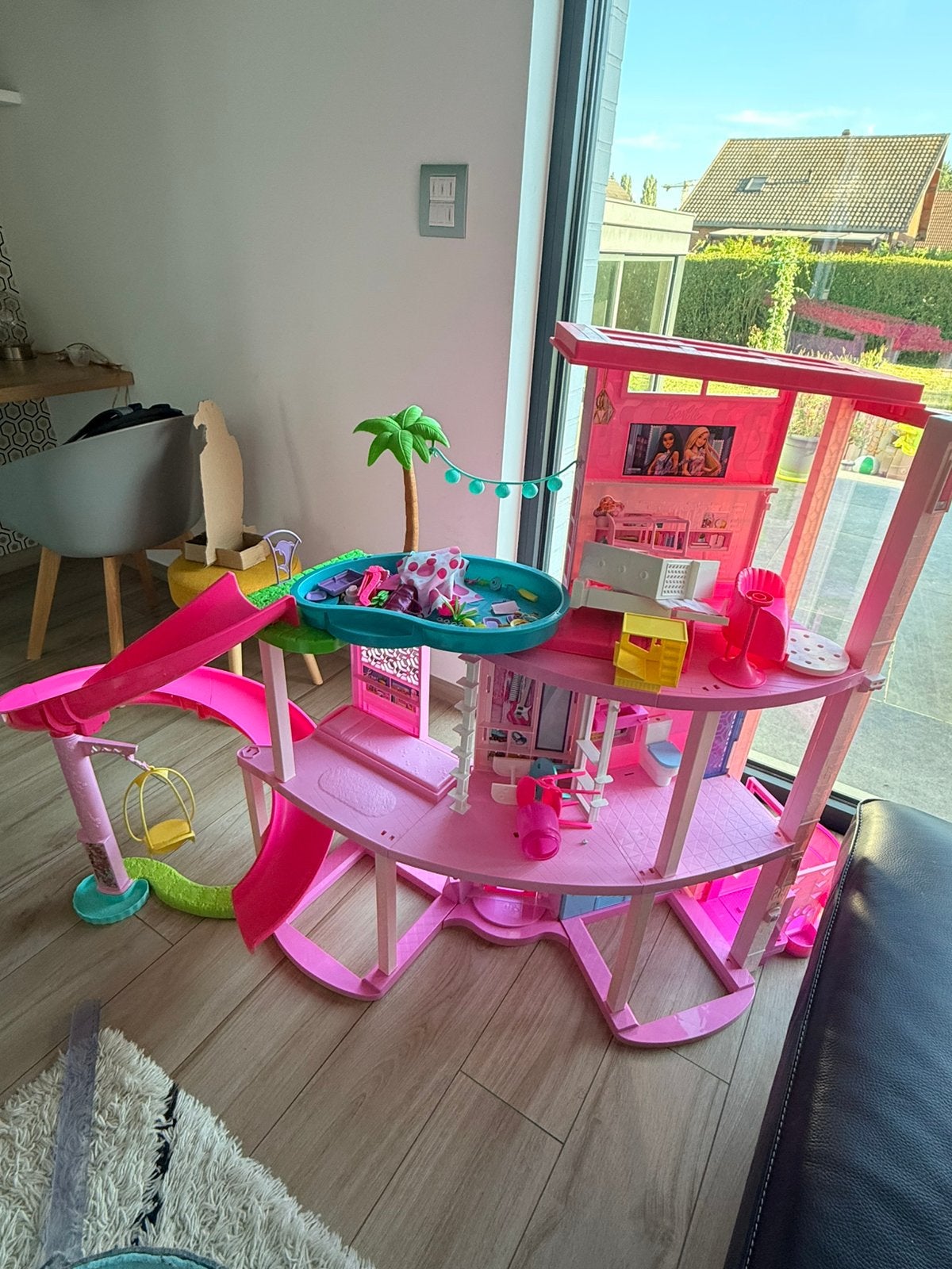 Lot barbie maison avion caravane poupées etc…, Enlèvement, Comme neuf