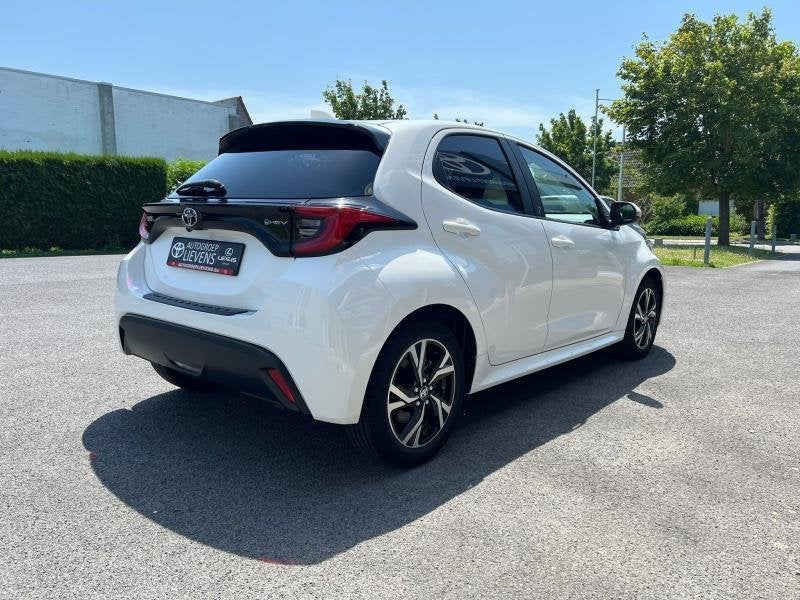 Toyota Yaris 1.5 HYB ICONIC, Auto's, Automaat, 91 g/km, Stuurwielverwarming, Euro 6