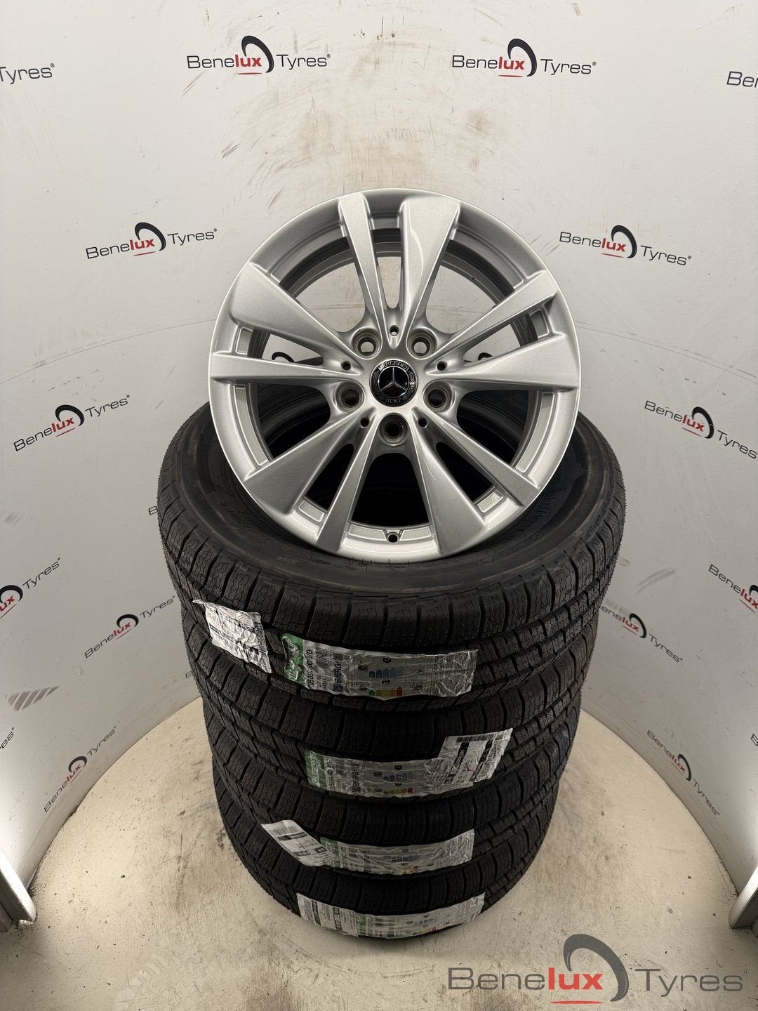 Mercedes Vito V-klasse W638 W639 W640 MB Benz bus cargo, -, Banden en Velgen, All Season, -