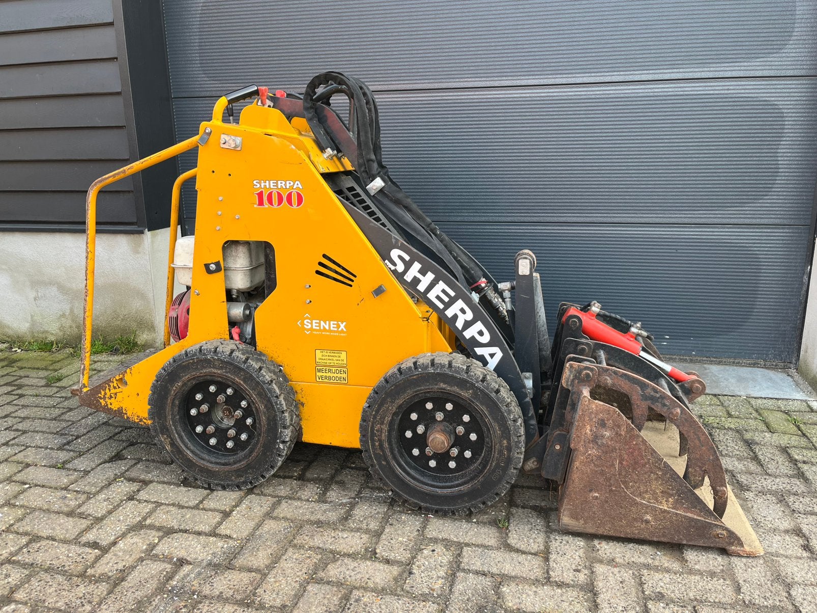 Sherpa 100 BJ 2022 met slechts 800 uur, Zakelijke goederen, Ophalen of Verzenden