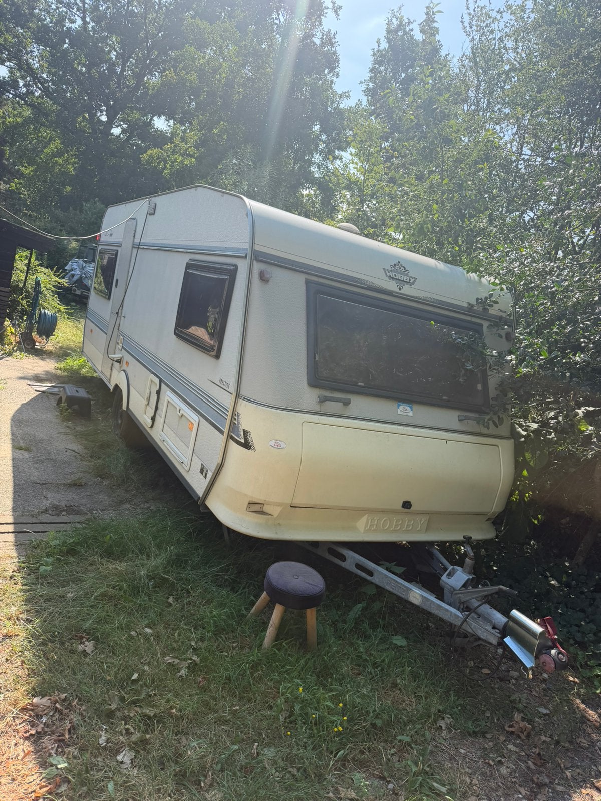 Caravane Hobby en très bon état, Entreprise, Réfrigérateur, Hobby