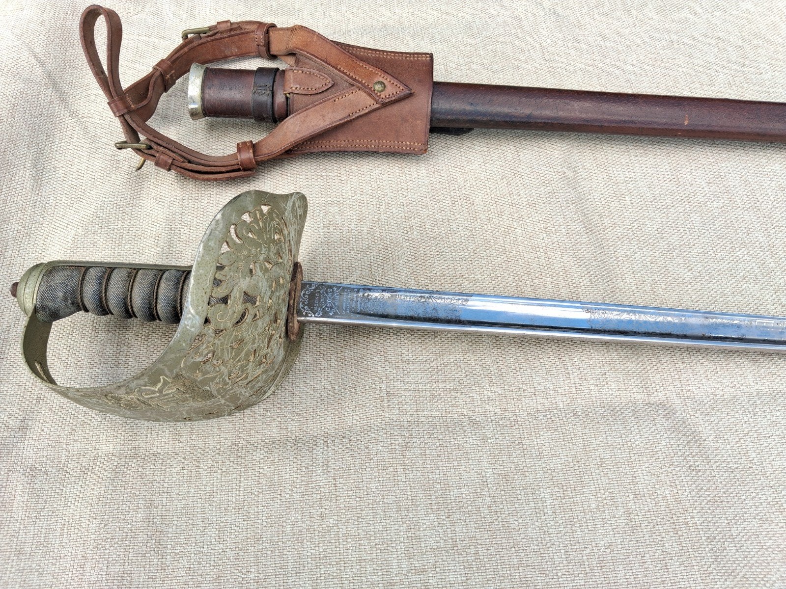 Officier de sabre anglais Reine Elisabeth ERII Wilkinson, Collections, Objets militaires | Général, Enlèvement ou Envoi