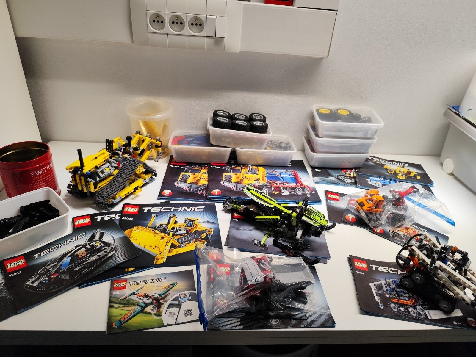9 kits techniques Lego, Enlèvement ou Envoi, Lego, Instructions incluses, Comme neuf