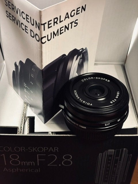 Voigtlander Color-Skopar 18mm f/2.8 - Monture Fujifilm X, Fujifilm, 18 mm, Zo goed als nieuw, Fujifilm X-mount