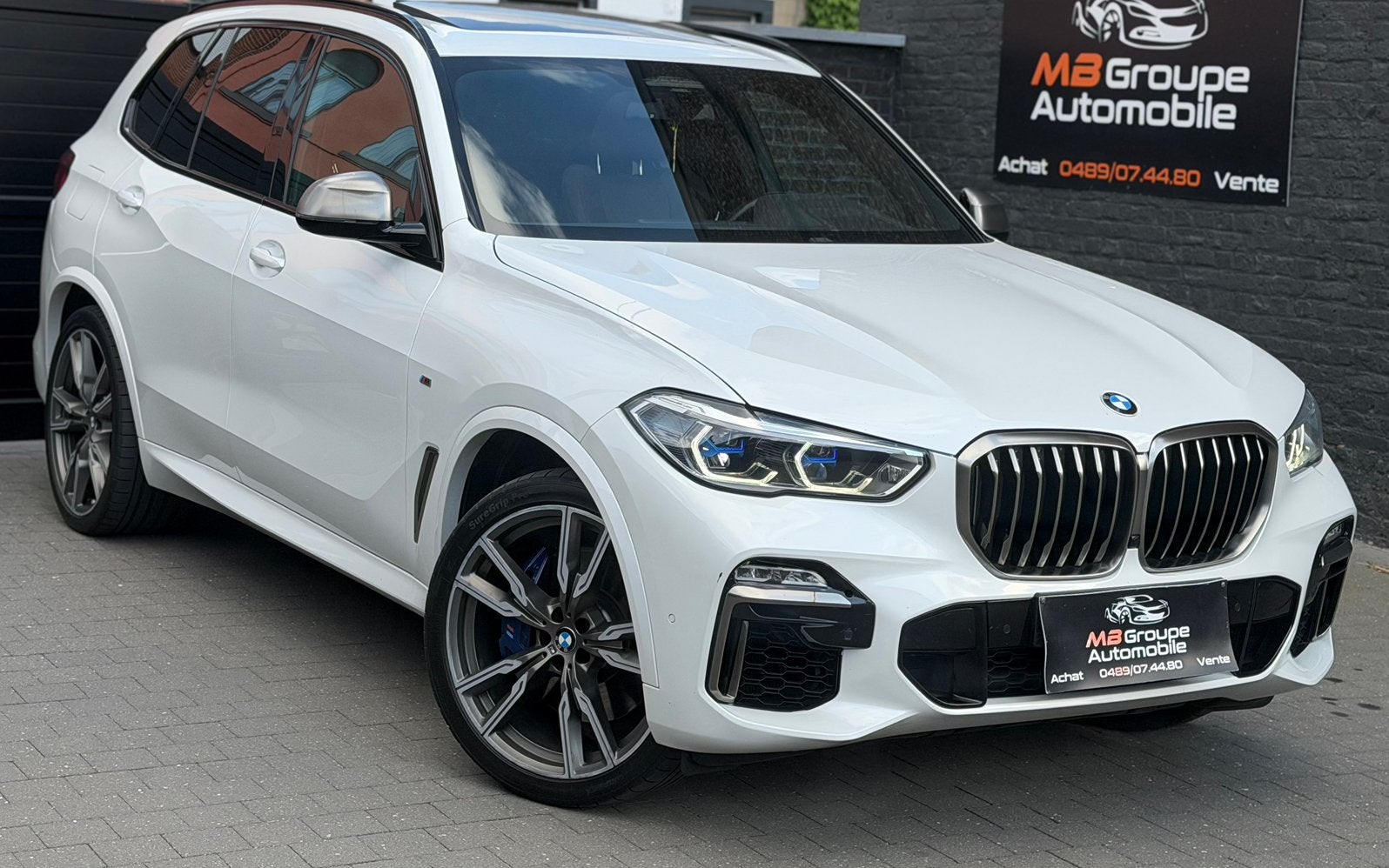 BMW X5 M50D dAS / PANORAMIQUE / Caméra 360 / HARMAN KARDON, Autos, Cuir, Achat, Entreprise, Entretenue par le concessionnaire