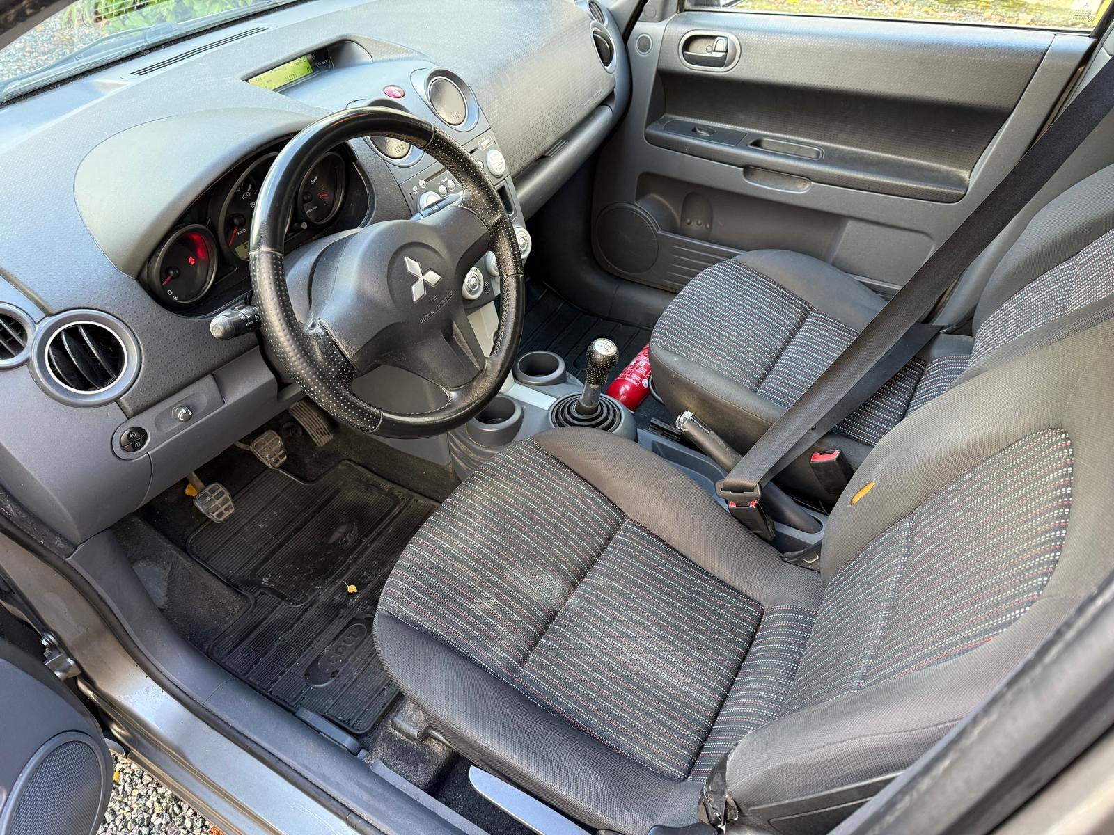 Mitsubishi Colt 1.5 Diesel - Airco - Export 2007 5 deurs, Auto's, Colt, Bedrijf, Diesel, Euro 4