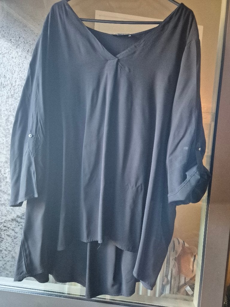 Zwarte bloes - Maat 54, Kleding | Dames, Grote Maten, Ophalen of Verzenden, Zo goed als nieuw, Zwart, Blouse of Tuniek