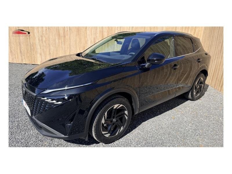 Nissan Qashqai N-CONNECTA + WINTERPACK, Autos, 1332 cm³, Achat, Entreprise, Noir