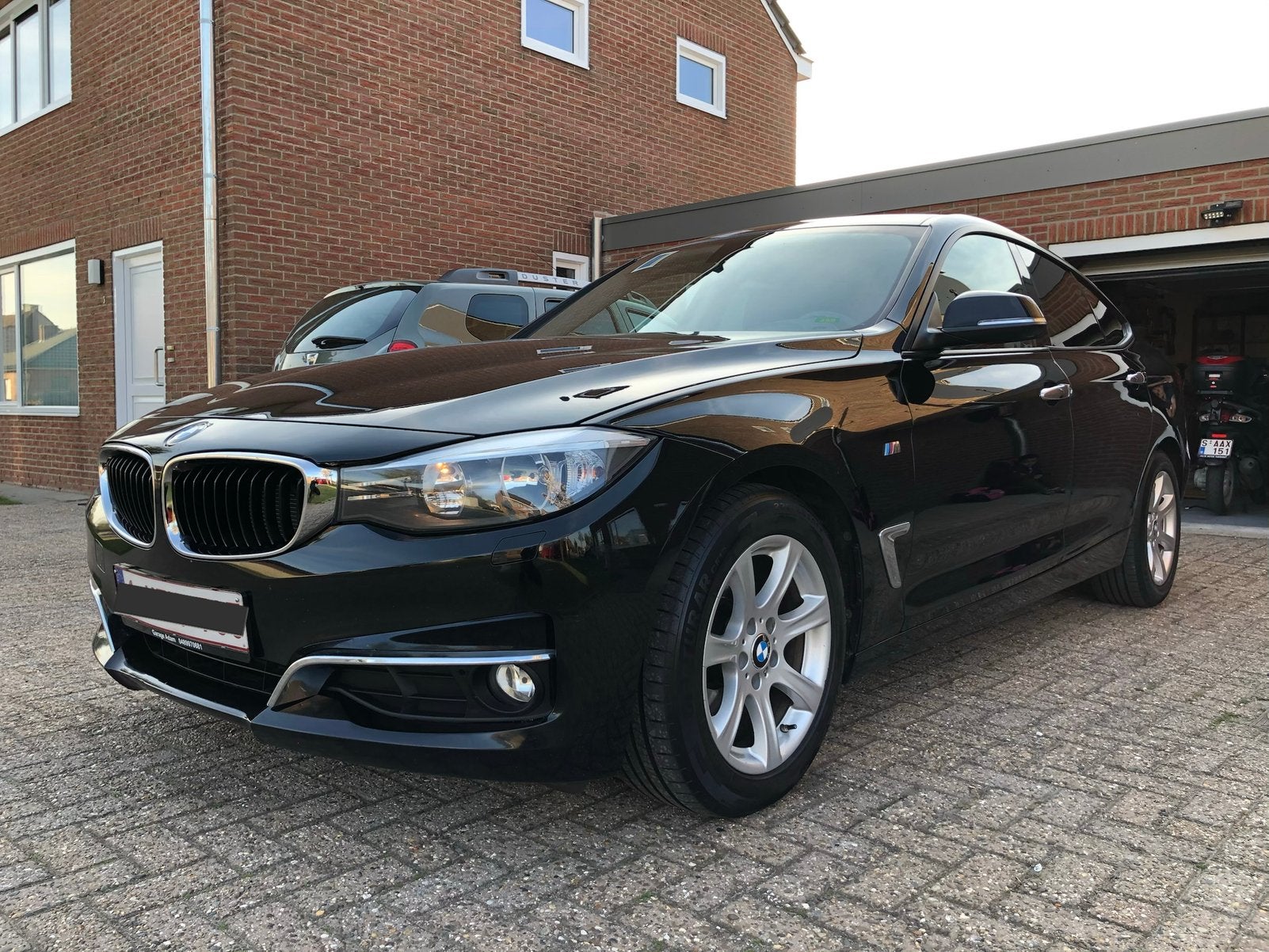 BMW GT EURO 6, Bluetooth, Euro 6, Noir, 5 portes