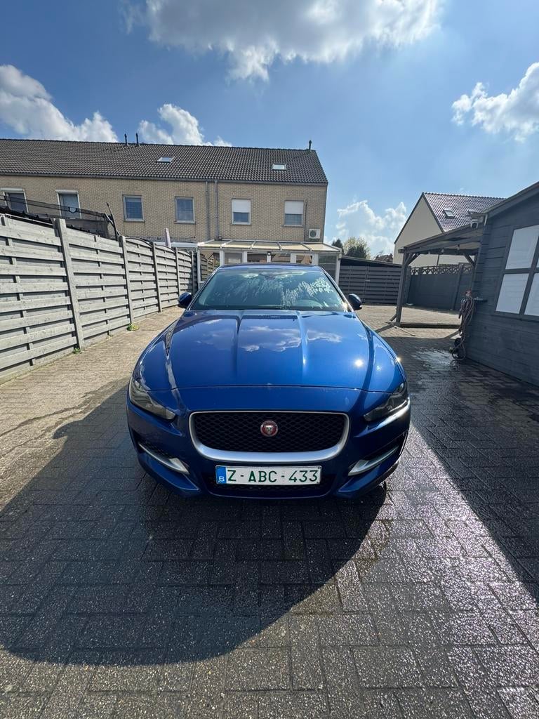 Jaguar xe 20d E-Performance, Auto's, Automaat, Euro 6, Blauw, Bedrijf
