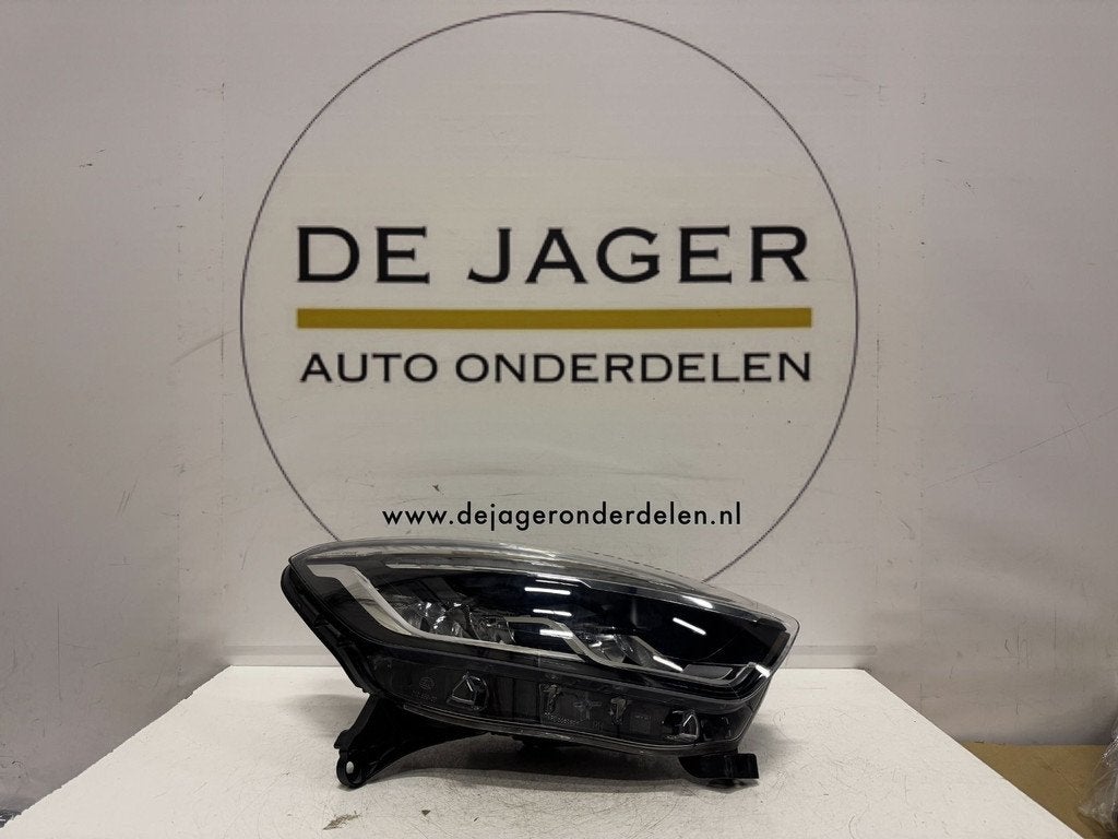 RENAULT CAPTUR FACELIFT PHARE FULL LED DROIT 260107244R, Renault Group, Contact.group@renault.com, Renault, Utilisé