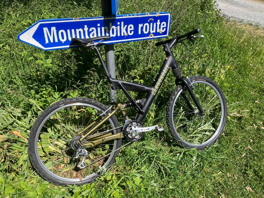 Cannondale SuperV 800, Fully, Ophalen, Gebruikt, Velgrem