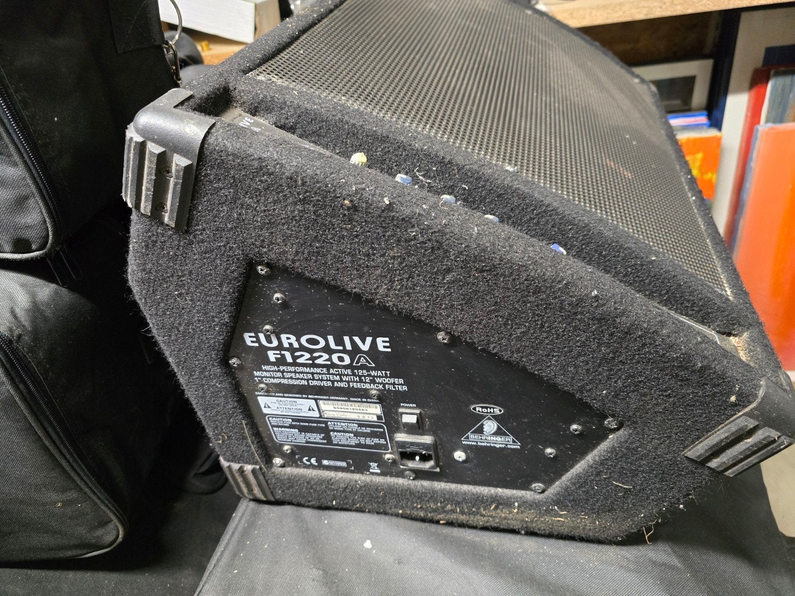 actieve monitor 125w rms, Ophalen