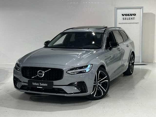 Volvo V90 T8 Recharge Ultra Dark + LUCHTVERING/TREKHAAK/B&W, Automaat, V90, 1969 cc, Bedrijf
