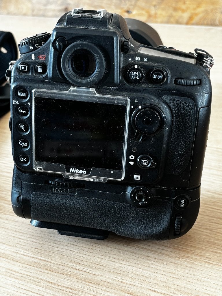 Nikon D800 + accessoires, Ophalen, Gebruikt, Spiegelreflex, 36 megapixels