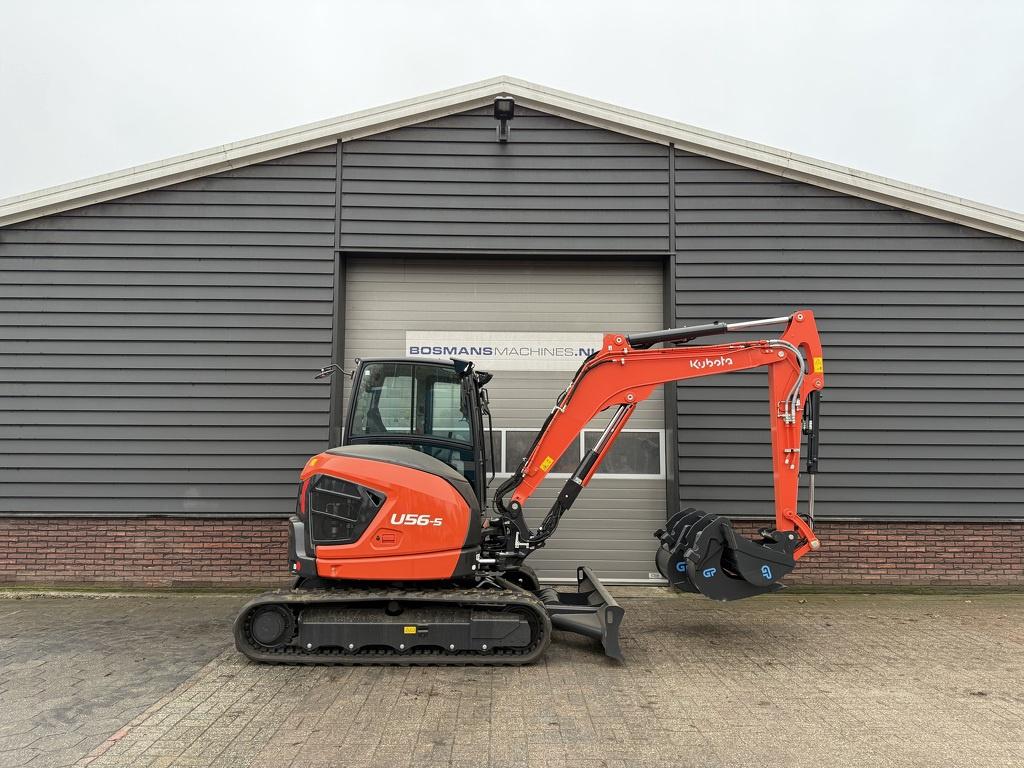 Kubota U56-5 minigraver NIEUW incl CW10 + 3 bakken, Articles professionnels, Machines & Construction | Grues & Excavatrices, Kubota Hol