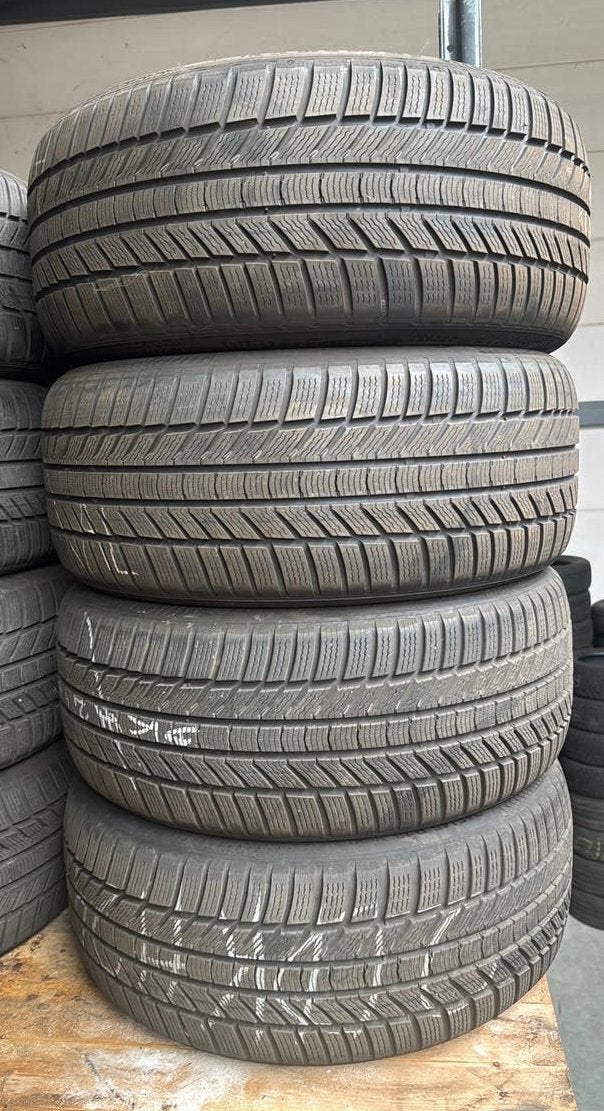 2454518 245/45/18 245/45R18 winterbanden merk Continental, Kleding | Dames, Jassen | Winter, Ophalen