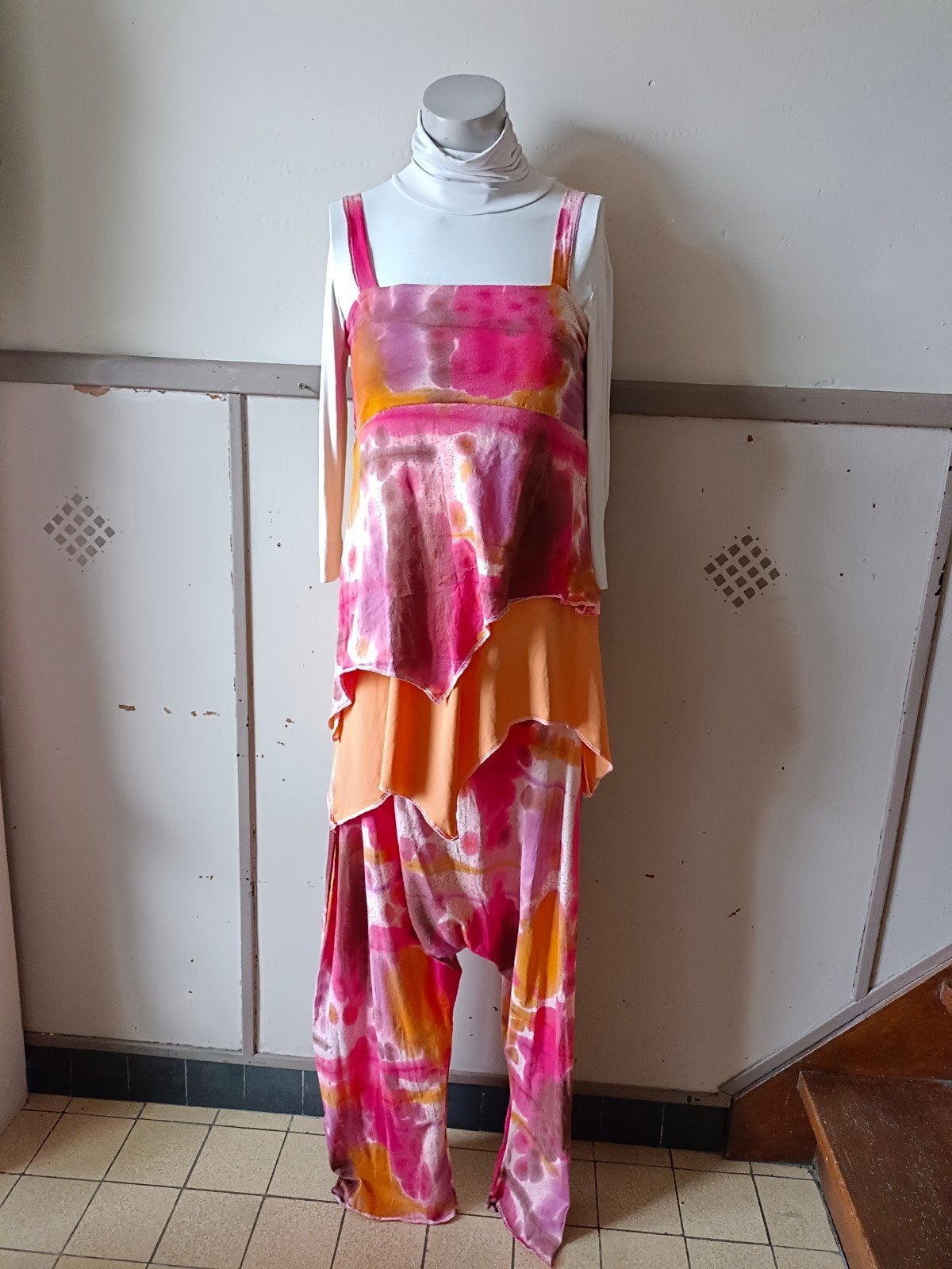 Set d'ensemble 40/42 NOUVEAU, Vêtements | Femmes, Homewear, Enlèvement ou Envoi, Neuf, Taille 42/44 (L), Orange