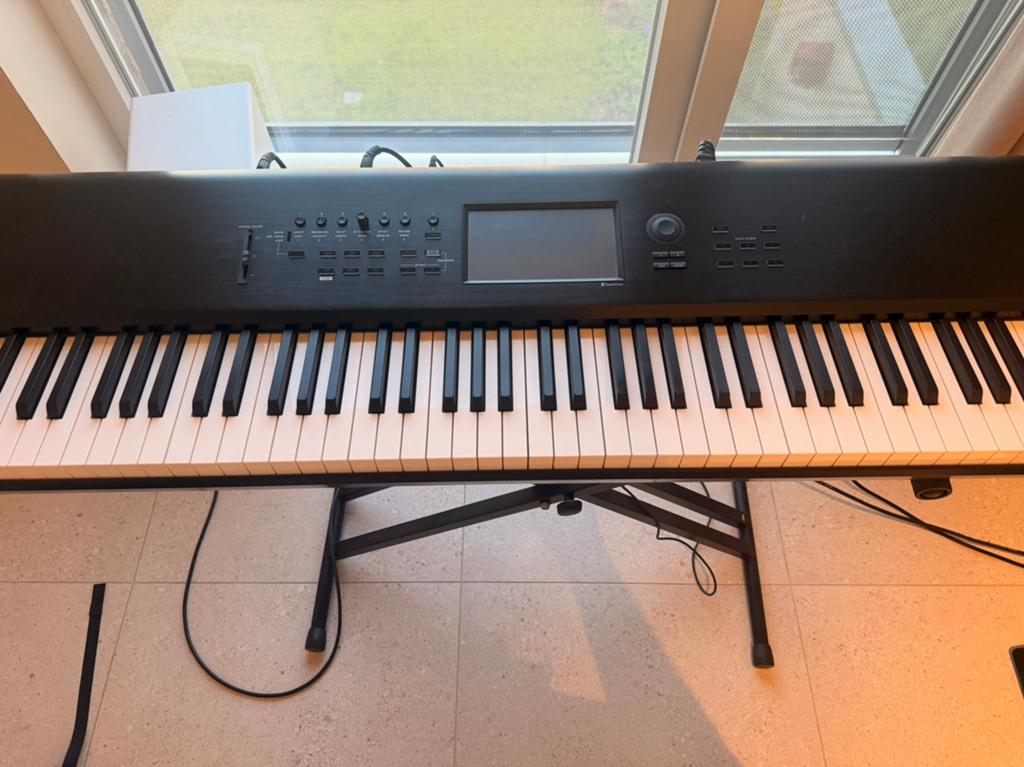 Korg nautilus 88, Muziek en Instrumenten, Keyboards, Ophalen, Zo goed als nieuw, 88 toetsen, Korg