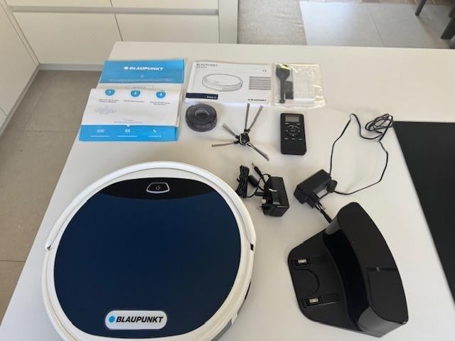 Robotstofzuiger Blaupunkt XEASY+accessoires+reservestukken, Ophalen, Oplaadstation, Zo goed als nieuw, Robotstofzuiger