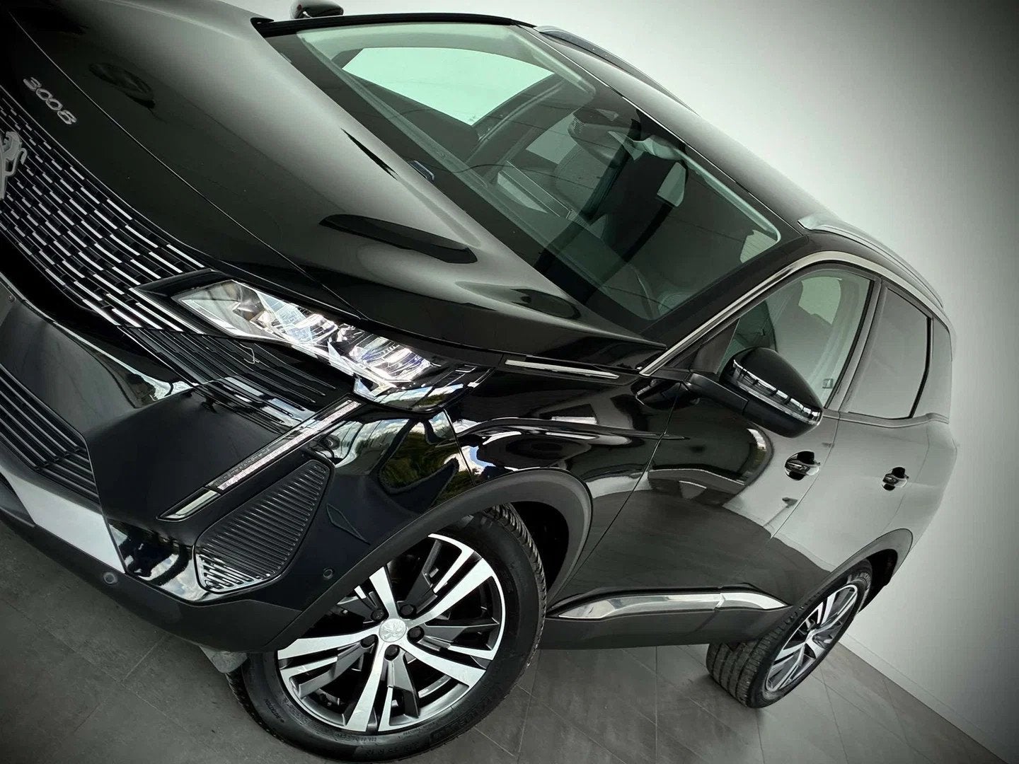 Peugeot 3008 1.2 Essence Allure 1ERPRO-COCKPIT-CARPLAY-GPS-C, Automaat, Stof, Gebruikt, 1199 cc